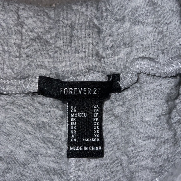 KIDS FOREVER 21 SWEATPANTS - Picture 2 of 2
